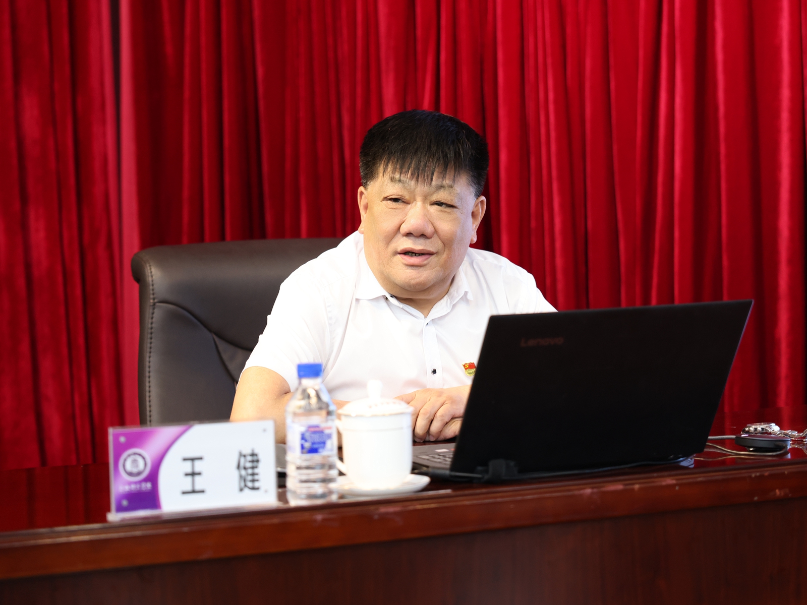 2V3A0954_副本.jpg 2V3A0954_副本.jpg